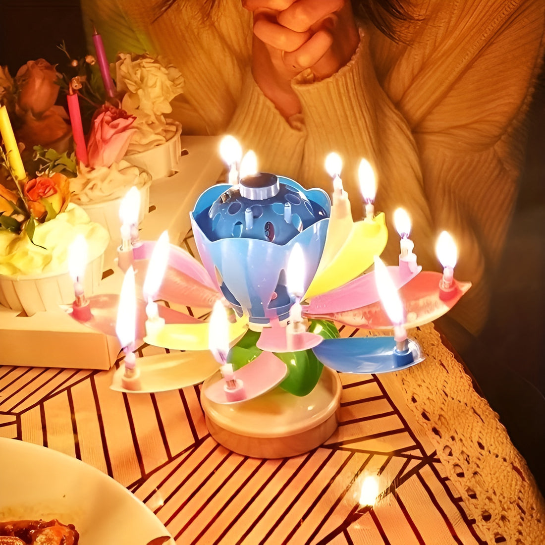 MUSICAL BIRTHDAY FLOWER CANDLE
